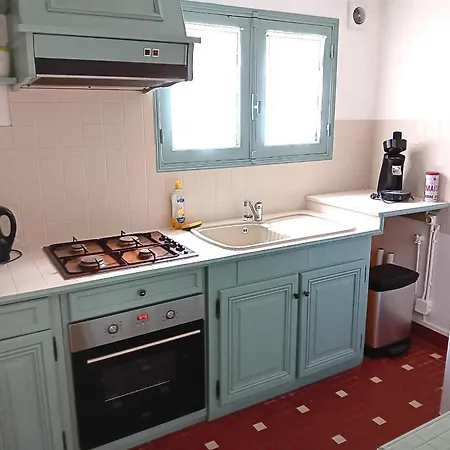 Maison Familiale A Pour 6 Pers, Proche Avec Terrasse Et Parking - Fr-1-239-1047 카브레톤