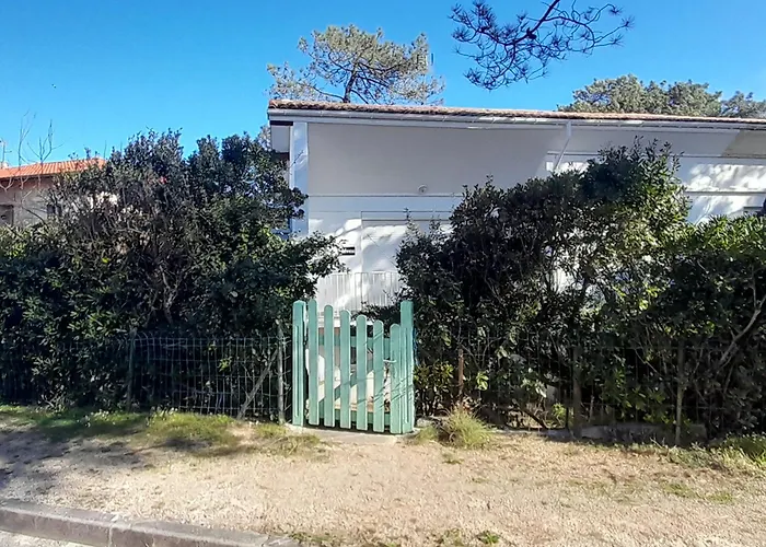 Maison Familiale A Pour 6 Pers, Proche Avec Terrasse Et Parking - Fr-1-239-1047 Feriehus *